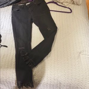 Free people skinny jeans w fray bottoms